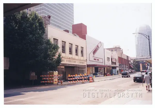 2000-400-block-north-liberty-street-demo-one-fourth-bldg